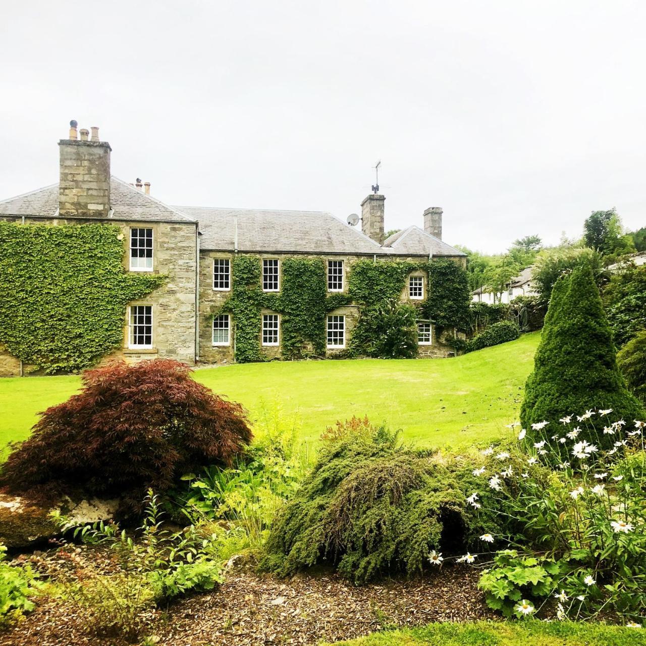 Country house The Old Manse Of Blair, Boutique & Michelin Restaurant